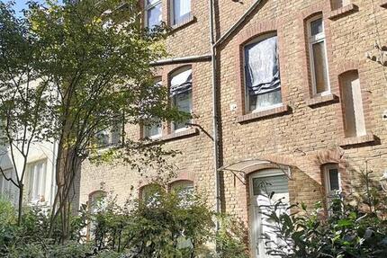 Sonnige 2-Zimmer Wohnung im begehrten Westend + Ausbaumöglichkeit zimmer