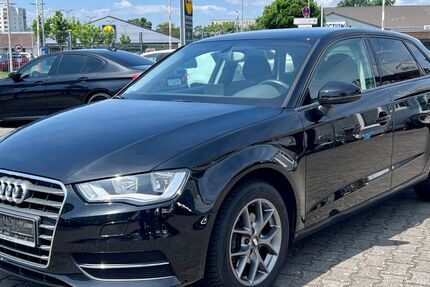 Audi A3 163.300 km 9.990 &euro; Kelsterbach 65451