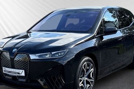 BMW iX 82.356 km 43.888 € Wiesbaden 65203