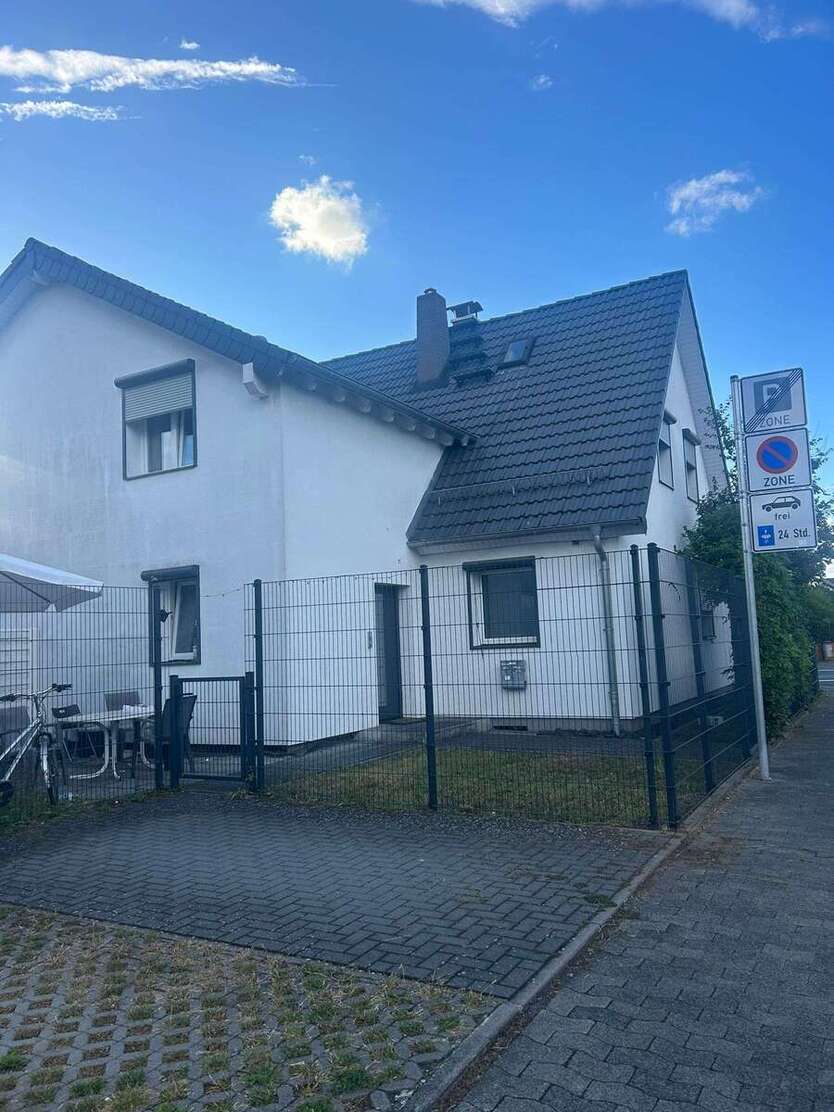 Haus zum Kaufen in Raunheim 499.000 € 120 m² 5 zimmer