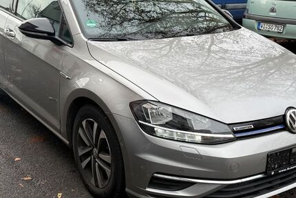 VW Golf 124.700 km 13.999 &euro; Wiesbaden 65203