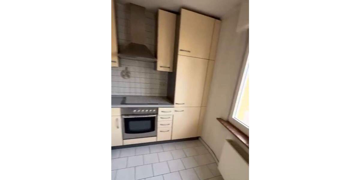 Zweifamilienhaus zur Kernsanierung mit Ausbaureserve in Hattersheim 9 zimmer