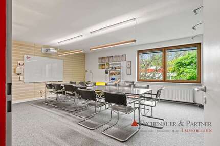 Büro in Wiesbaden 1.590.000 € 757.42 m²