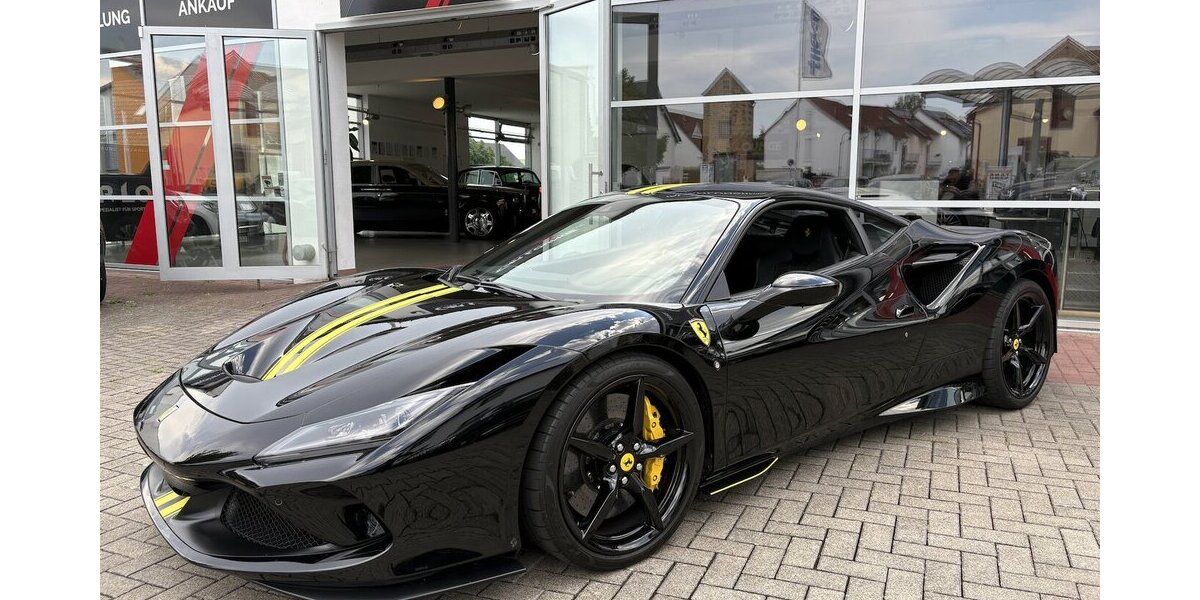 Ferrari F8 Tributo Racing|Lift|Carbon|Service neu|Garantie 16.209 km 285.999 &euro; Mainz-Kostheim 55246
