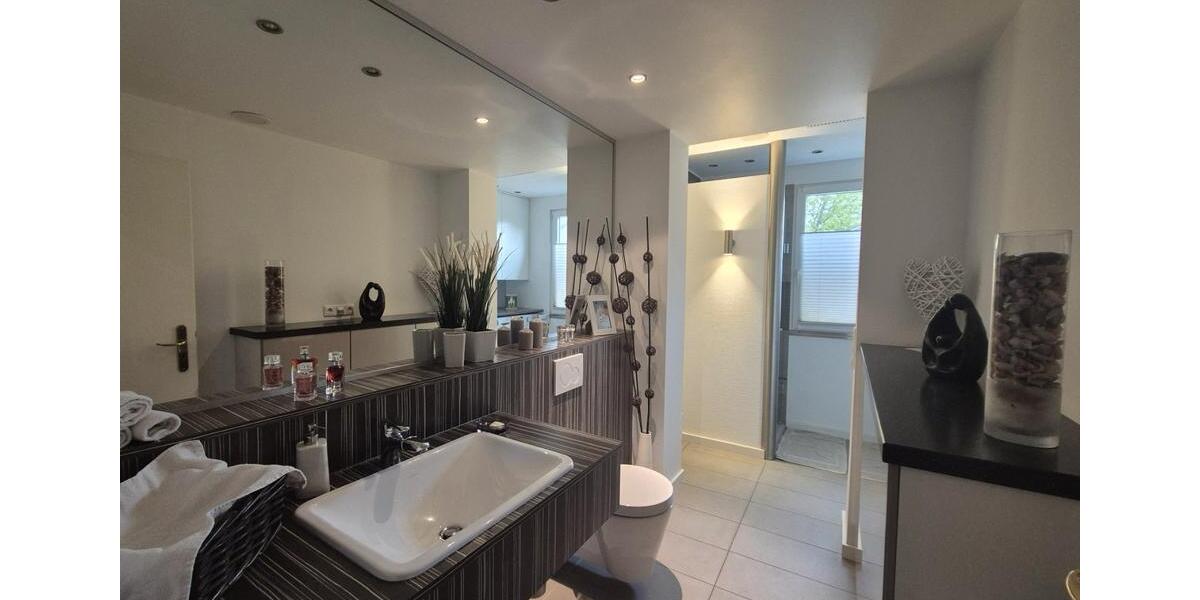 Mehrfamilienhaus, Wohnhaus Wiesbaden Biebrich - 11 Zimmer, 331 m&sup2;, 1.495.000&euro; | Angebot:26614234