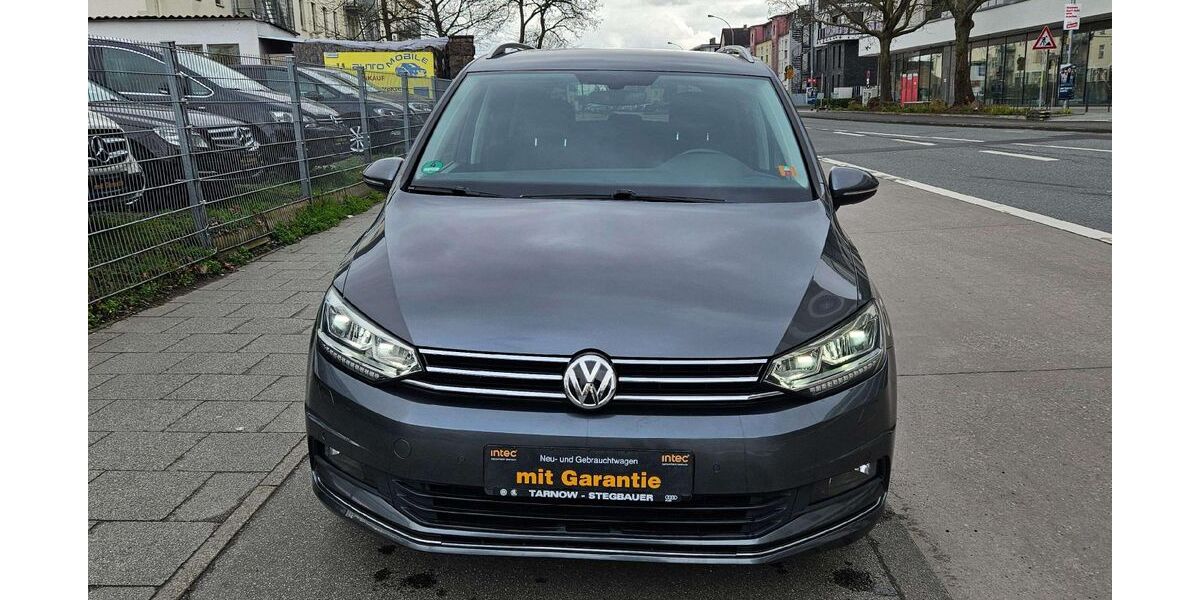 VW Touran 144.000 km 18.999 &euro; Mainz-Kastel 55252
