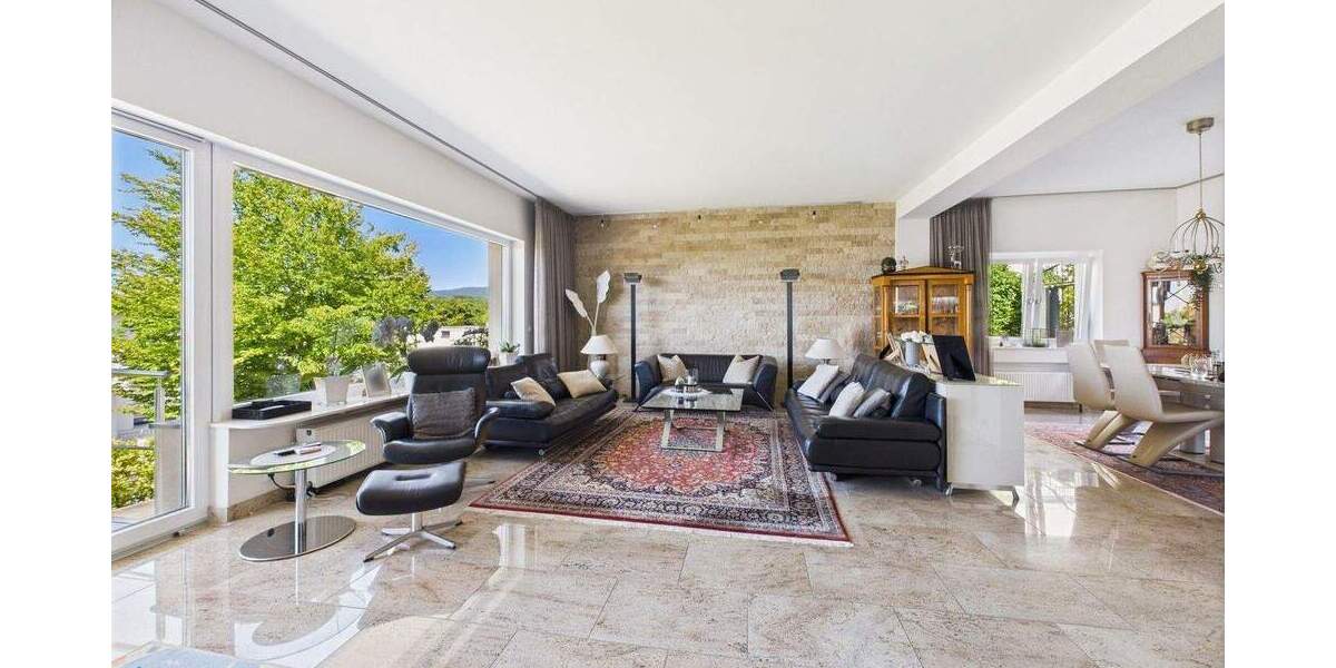 Einfamilienhaus Wiesbaden Nordost - 8 Zimmer, 295 m&sup2;, 1.985.000&euro; | Angebot:24504354