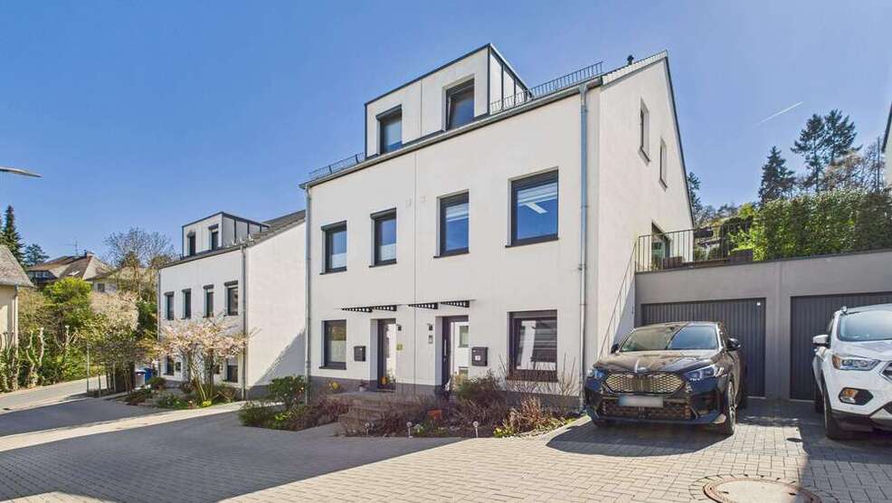 Haus zum Kaufen in Bad Schwalbach 469.000 € 117 m²