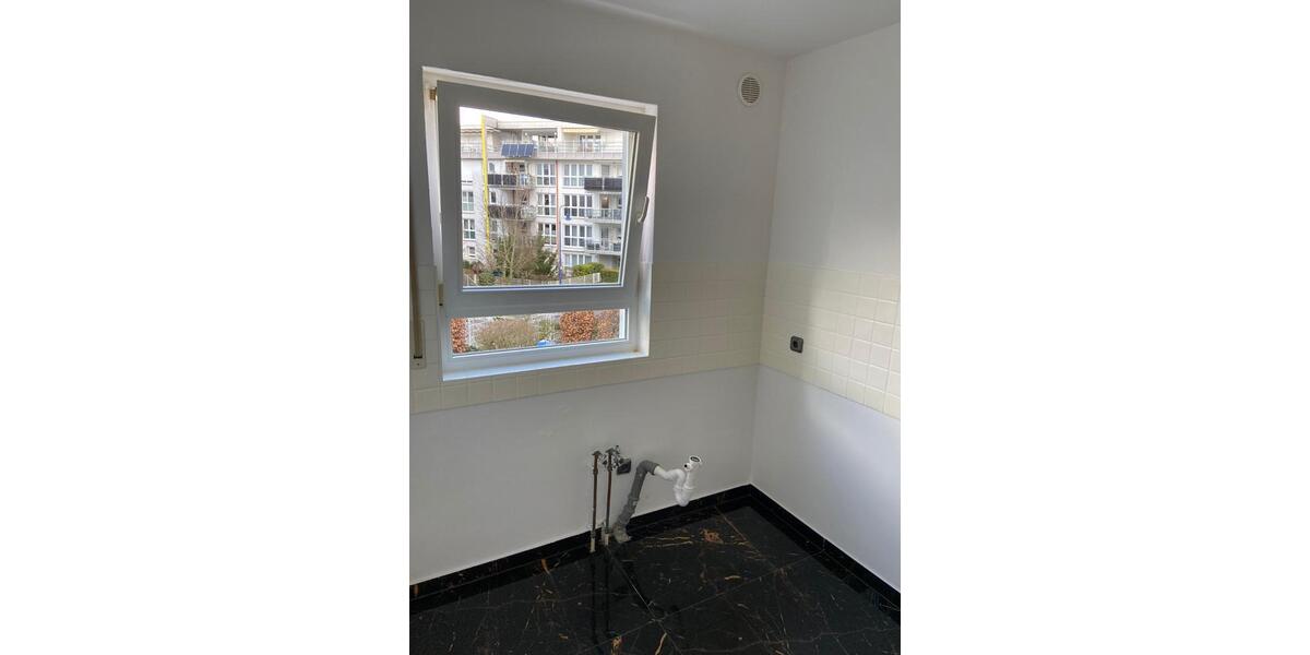 Etagenwohnung Wiesbaden Nordost - 3 Zimmer, 86 m&sup2;, 1.500&euro; | Angebot:25907780