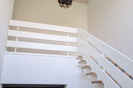 Haus Wiesbaden Südost - 5 Zimmer, 180 m&sup2;, 2.995&euro; | Angebot:26235543