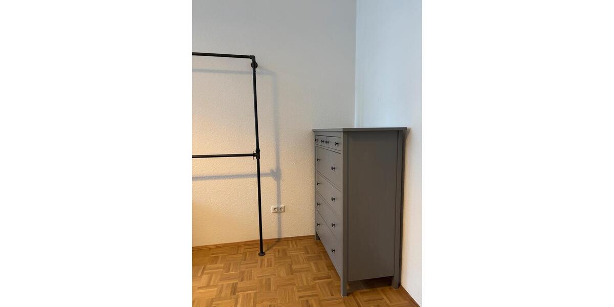 Erdgeschoßwohnung Wiesbaden - 3 Zimmer, 80 m&sup2;, 1.750&euro; | Angebot:26322076