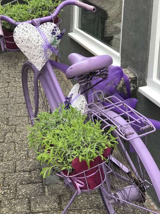 Einzelhandel in Niedernhausen 1.490 € 100 m² zimmer