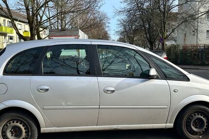 Opel Meriva 140.154 km 1.499 &euro; Wiesbaden 65199