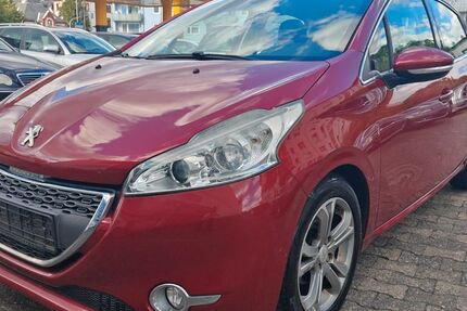 Peugeot 208 146.000 km 4.800 &euro; Wiesbaden 65187