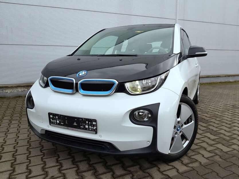 i3