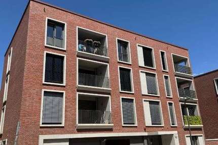 Wohnung zum Mieten in Frankfurt am Main 1.707,75 € 112.29 m²