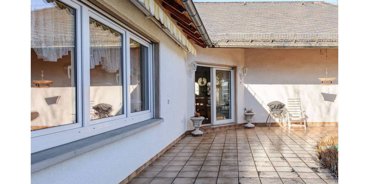 Bungalow Kelkheim Ruppertshain - 5 Zimmer, 185 m&sup2;, 625.000&euro; | Angebot:26886428