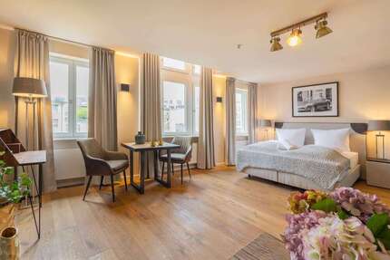 Wohnung Frankfurt Innenstadt - 1 Zimmer, 43 m&sup2;, 2.595&euro; | Angebot:25292385