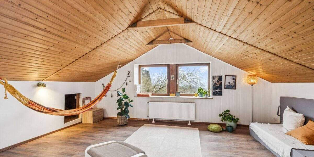 Einfamilienhaus Eppstein Vockenhausen - 8 Zimmer, 250 m&sup2;, 715.000&euro; | Angebot:26094118