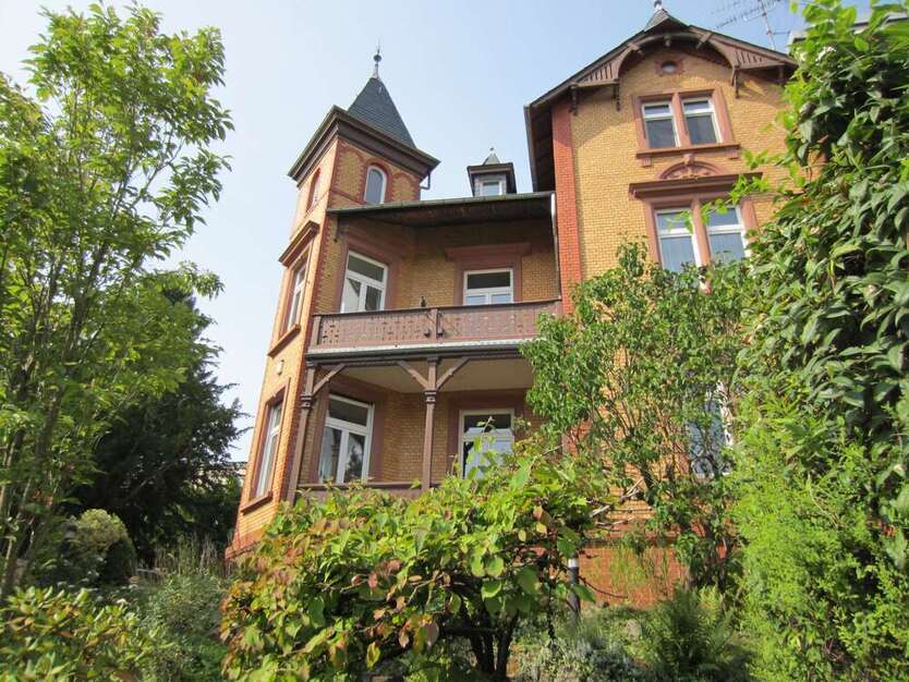 Haus zum Kaufen in Bad-Soden 1.600.000 € 303 m²