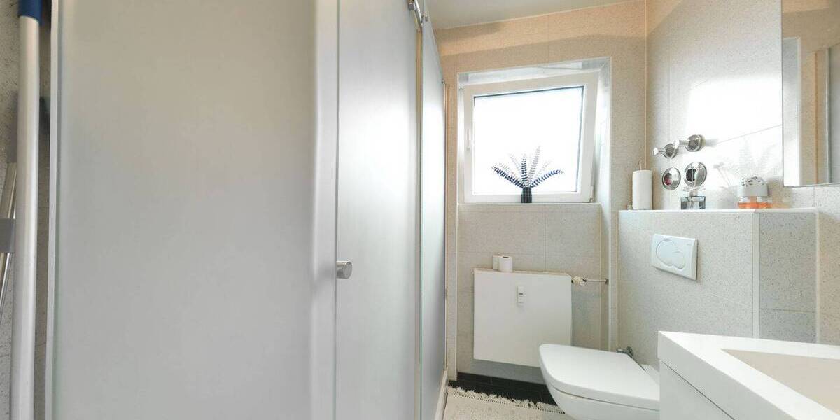 Etagenwohnung Wiesbaden Erbenheim - 3 Zimmer, 75 m&sup2;, 249.000&euro; | Angebot:26320542