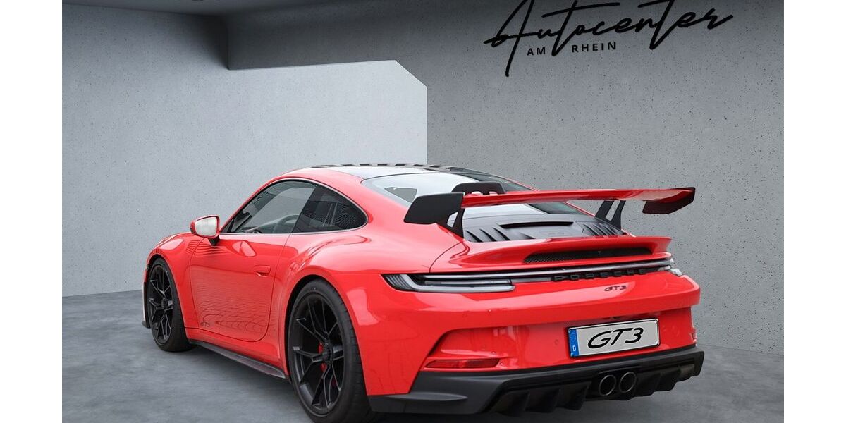 Porsche 992 4.610 km 221.911 &euro; Lörzweiler 55296