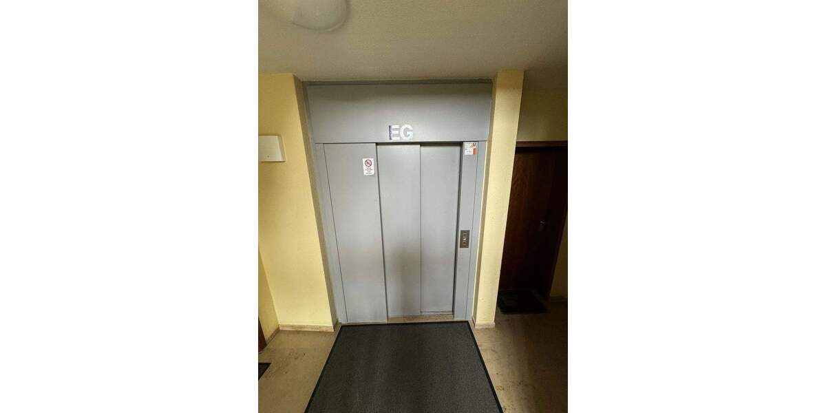 Wohnen mit Wohlfühlfaktor - Traumhafte 4-Zimmer-Wohnung mit Balkon und Tiefgaragenstellplatz 4 zimmer