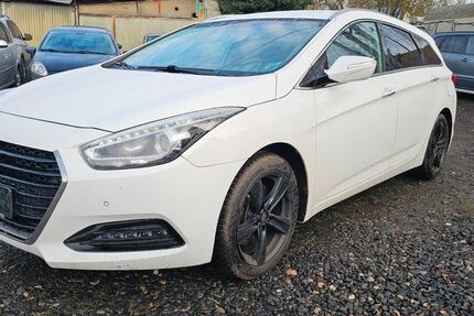 Hyundai i40 287.855 km 4.500 &euro; Wiesbaden 65201