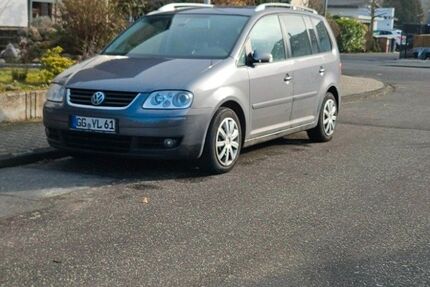 VW Touran 275.000 km 900 &euro; raunheim 65479