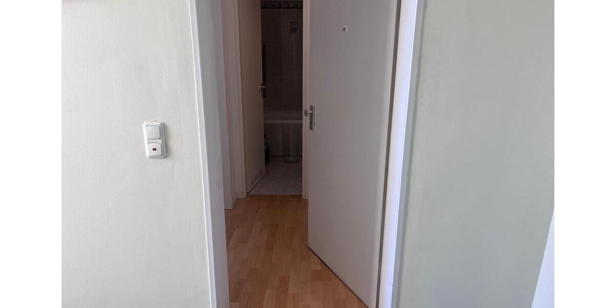Etagenwohnung Wiesbaden Schierstein - 1 Zimmer, 35 m&sup2;, 700&euro; | Angebot:26640375