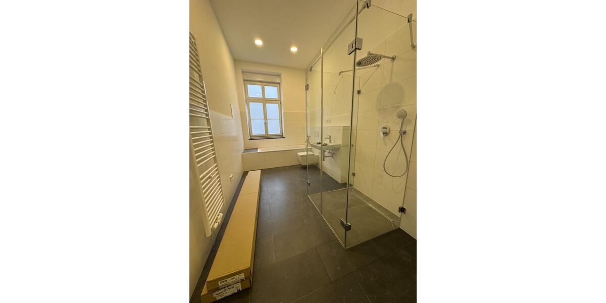 Hochwertig sanierte 3-Zimmer-Wohnung mit Denkmalcharakter 3 zimmer