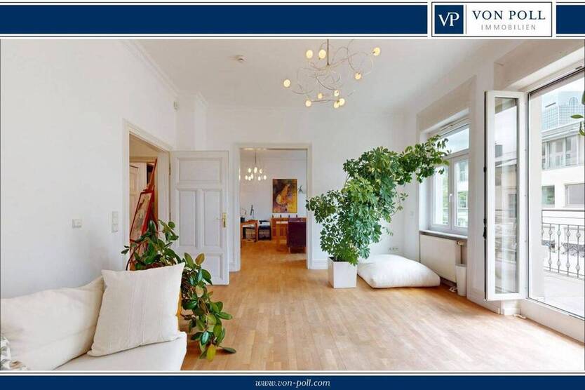 Charmante AltbauWohnung mit Sonnenbalkon in bester Westend Lage