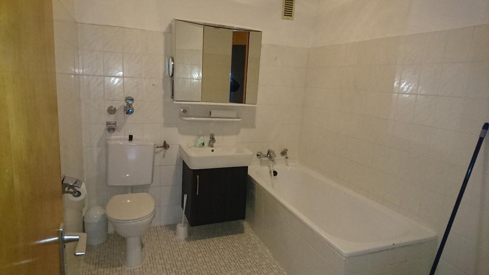 Etagenwohnung Idstein - 3 Zimmer, 82 m&sup2;, 260.000&euro; | Angebot:26885810