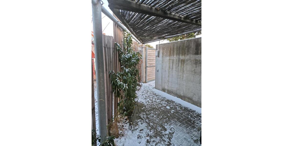 Moderne Haushälfte in Nieder-Olm 3 zimmer