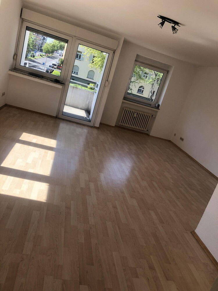 Schöne 1-Zimmer Wohnung mit Einbauküche und Balkon in Wiesbaden #43
