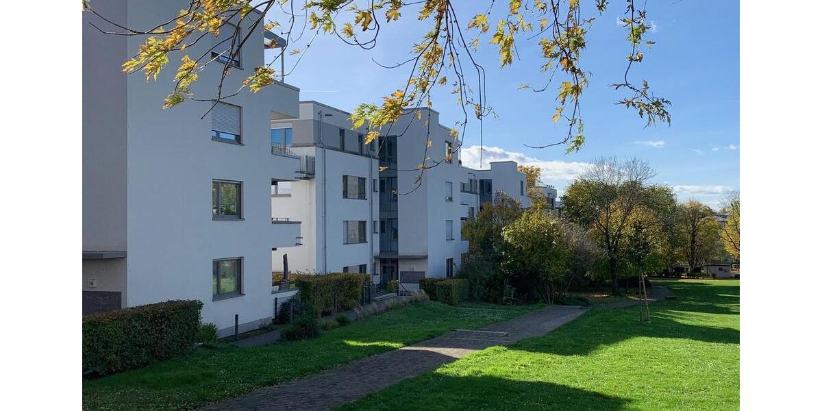 Modernes Apartment mit EBK, Terrasse, Aufzug, Tiefgarage in Wiesbaden-Südost 3 zimmer