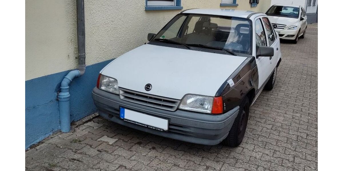 Opel Kadett 53.000 km 700 &euro; Trebur 65468