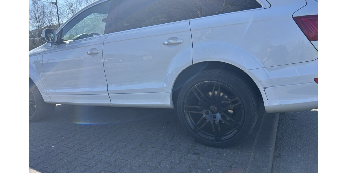 Audi Q 7 186.000 km 22.900 € Wiesbaden 65183