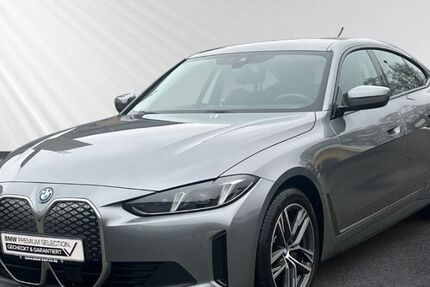 BMW i4 28.413 km 41.870 &euro; Wiesbaden 65203