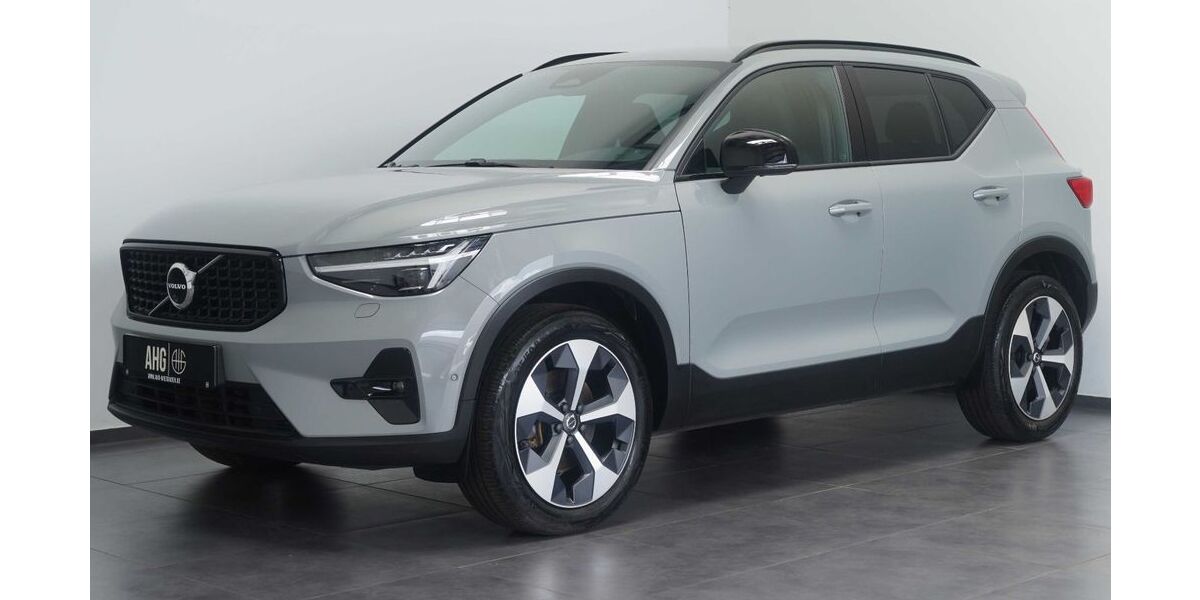 Volvo XC40 11.942 km 34.890 &euro; Wiesbaden 65205