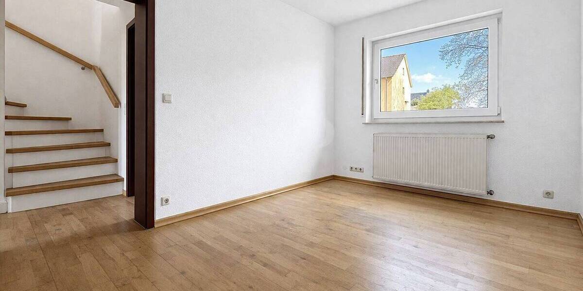 Reihenmittelhaus Hofheim am Taunus Hofheim - 5 Zimmer, 125 m&sup2;, 560.000&euro; | Angebot:25682202