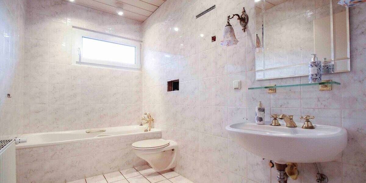 Einfamilienhaus Eppstein Ehlhalten - 6 Zimmer, 218 m&sup2;, 479.000&euro; | Angebot:26826072