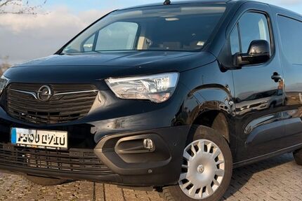 Opel Combo 95.000 km 13.999 &euro; Idstein 65510