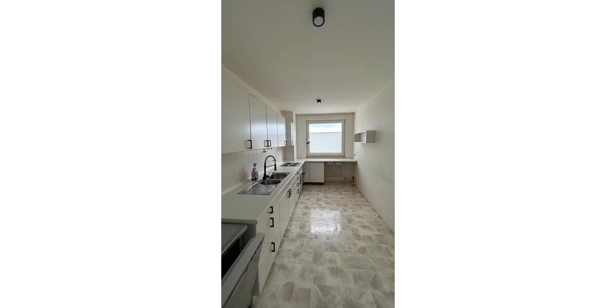 Etagenwohnung Hochheim am Main - 3 Zimmer, 90 m&sup2;, 250.000&euro; | Angebot:26866320