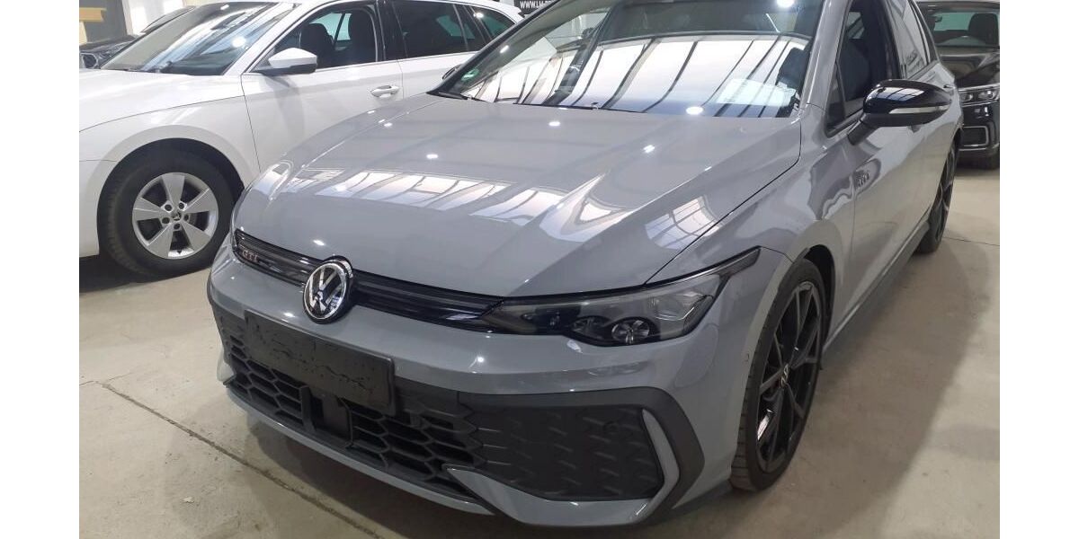 VW Golf 32.025 km 38.980 &euro; Rüsselsheim 65428