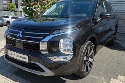 Mitsubishi Outlander 1.500 km 46.490 &euro; Wiesbaden 65199