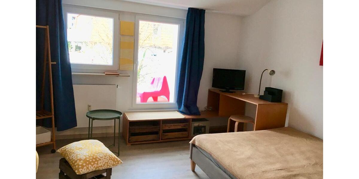 Dachgeschoßwohnung Oberursel (Taunus) - 1 Zimmer, 23 m&sup2;, 905&euro; | Angebot:25226015