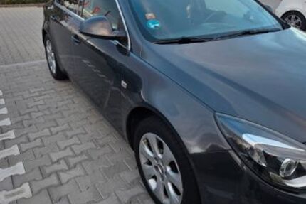 Opel Insignia 260.000 km 3.600 &euro; Flörsheim 65439
