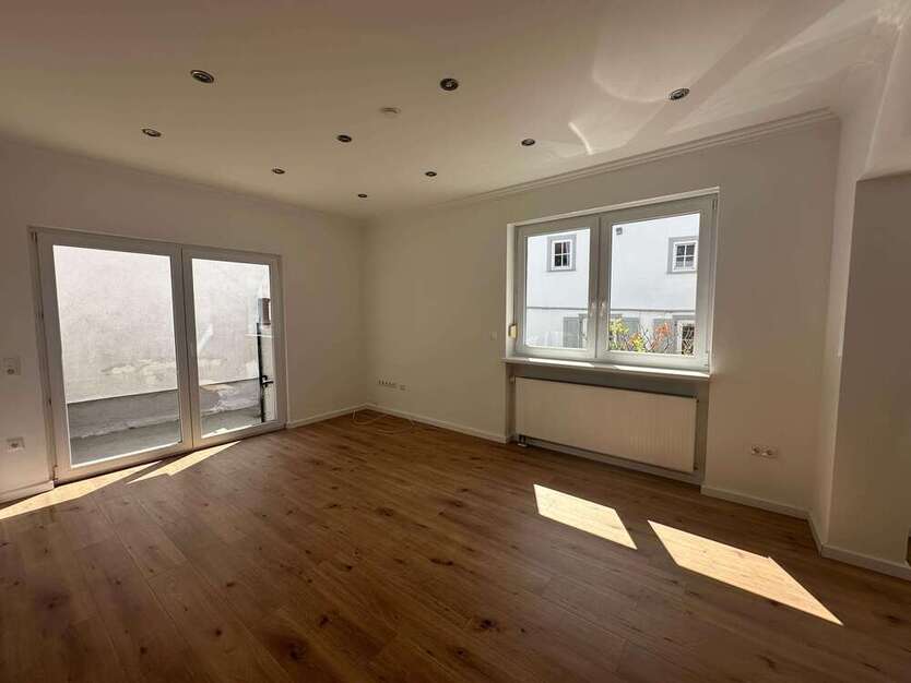 Wohnung zum Mieten in Hochheim am Main 1.100 € 100 m²