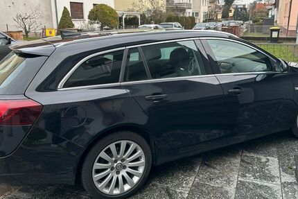 Opel Insignia 150.000 km 9.799 € Frankfurt 60437